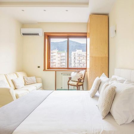 Sorrentovibes - Family Home With Terrace & Amazing View In Sorrento Center Zewnętrze zdjęcie