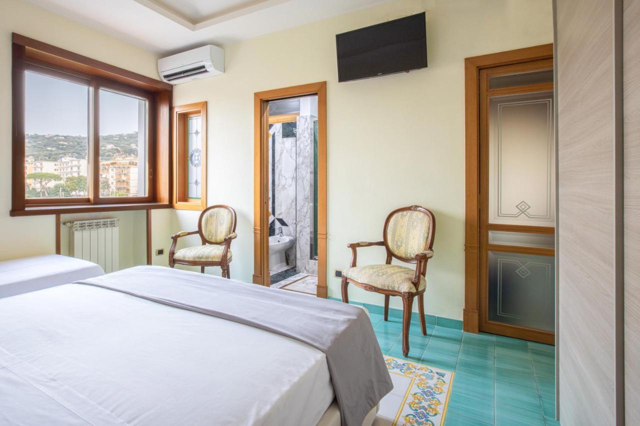 Sorrentovibes - Family Home With Terrace & Amazing View In Sorrento Center Zewnętrze zdjęcie